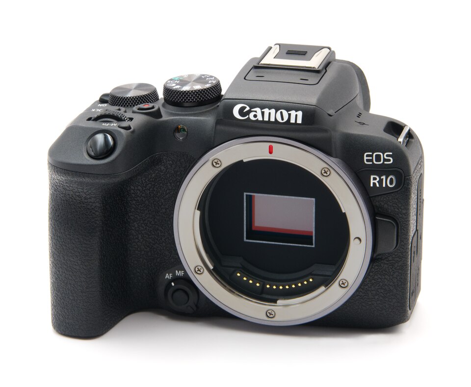 Canon EOS R10 product photograph